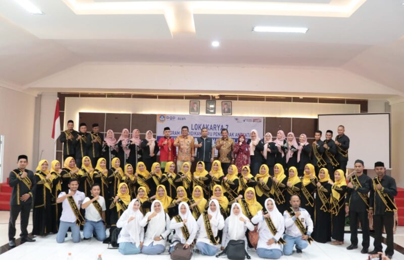 Pj Bupati Aceh Besar Muhammad Iswanto membuka secara resmi Lokakarya 7 program pendidikan guru pengerak angkatan 9 Kabupaten Aceh Besar tahun 2024, yang berlangsung di Gedung cabang Dinas Pendidikan Wilayah Banda Aceh-Aceh Besar, Lamlagang, Banda Aceh, Minggu (28/04/2024).