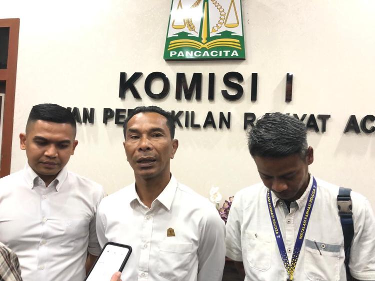 Wakil ketua Komisi I DPR Aceh, Rusyidi Mukhtar.