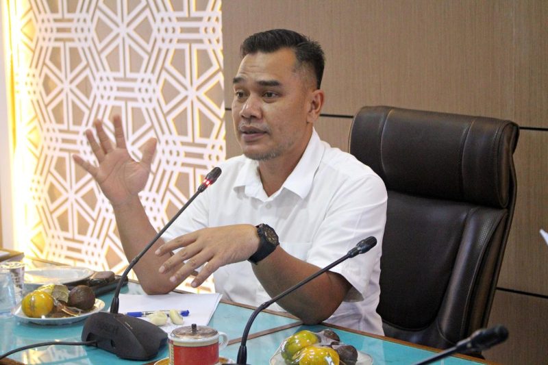 Ketua DPRK Aceh Besar, Abdul Muchti