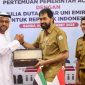 Gubernur Aceh, Muzakir Manaf, didampingi Wakil Gubernur Aceh, H. Fadhlullah, S.E., dan sejumlah kapala SKPA, melakukan pertemuan dengan Duta Besar Uni Emirat Arab (UEA) Untuk Republik Indonesia, H.E.Abdulla Salem Al Dhaheri, beserta Direktur Mubadala Energy Indonesia, Abdulla Bu Ali, dan rombongan, di Pendopo Gubernur Aceh, Senin, (10/03/2025).