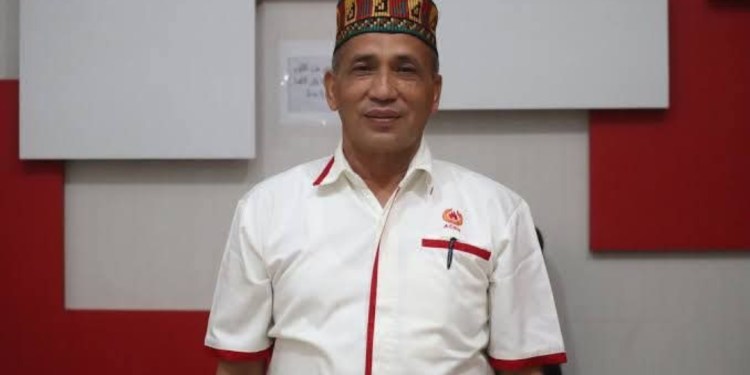 Kamaruddin Abubakar,yang lebih dikenal dengan Abu Razak,Sekretaris Jendral DPP Partai Aceh sekaligus Ketua KONI Aceh.